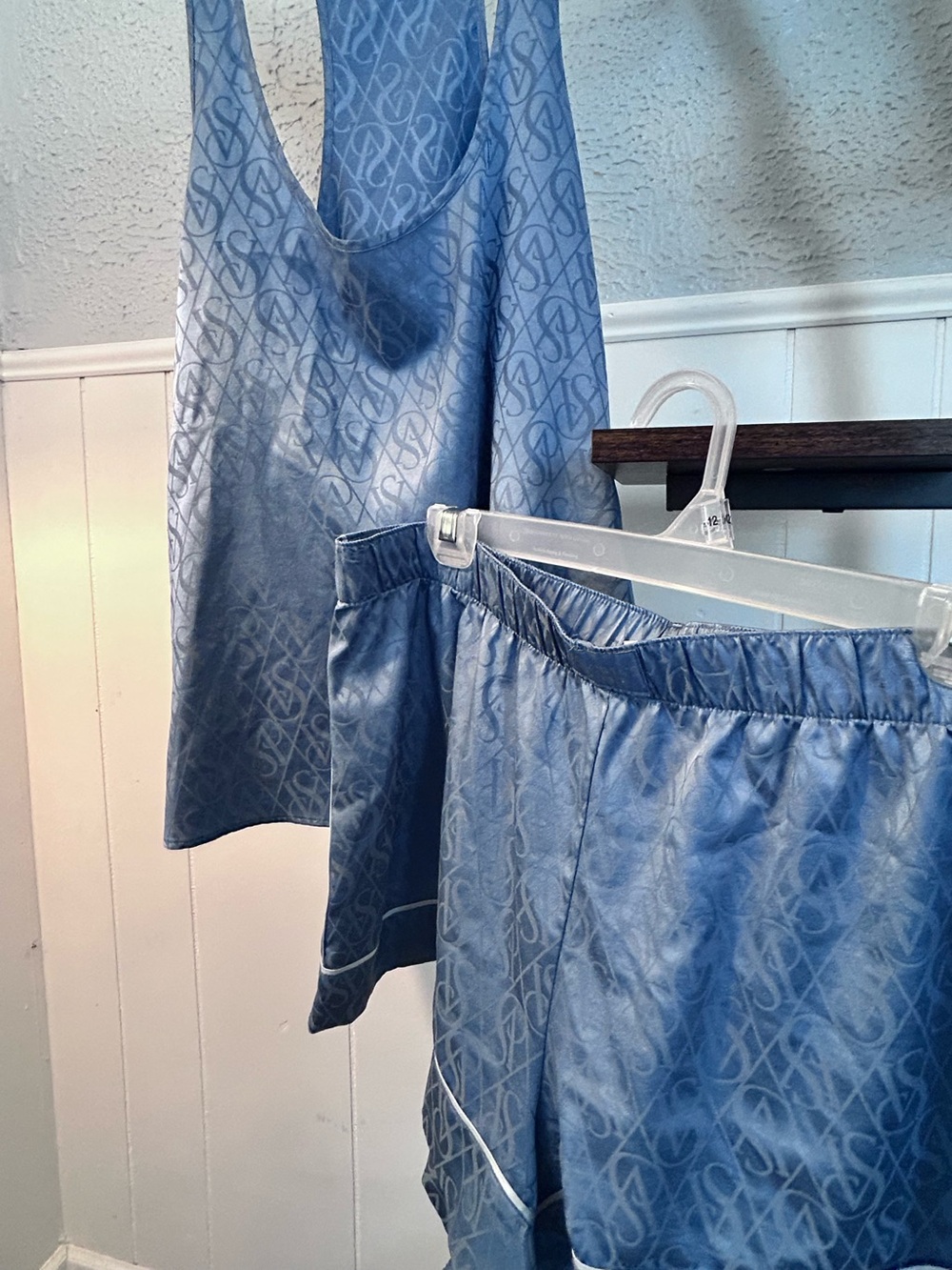 Victoria Secret Camisole Set Large Tank Top Large, Shorts XL Sleepwear